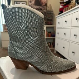 Jessica Simpson Glittering Silver Heeled Boots
